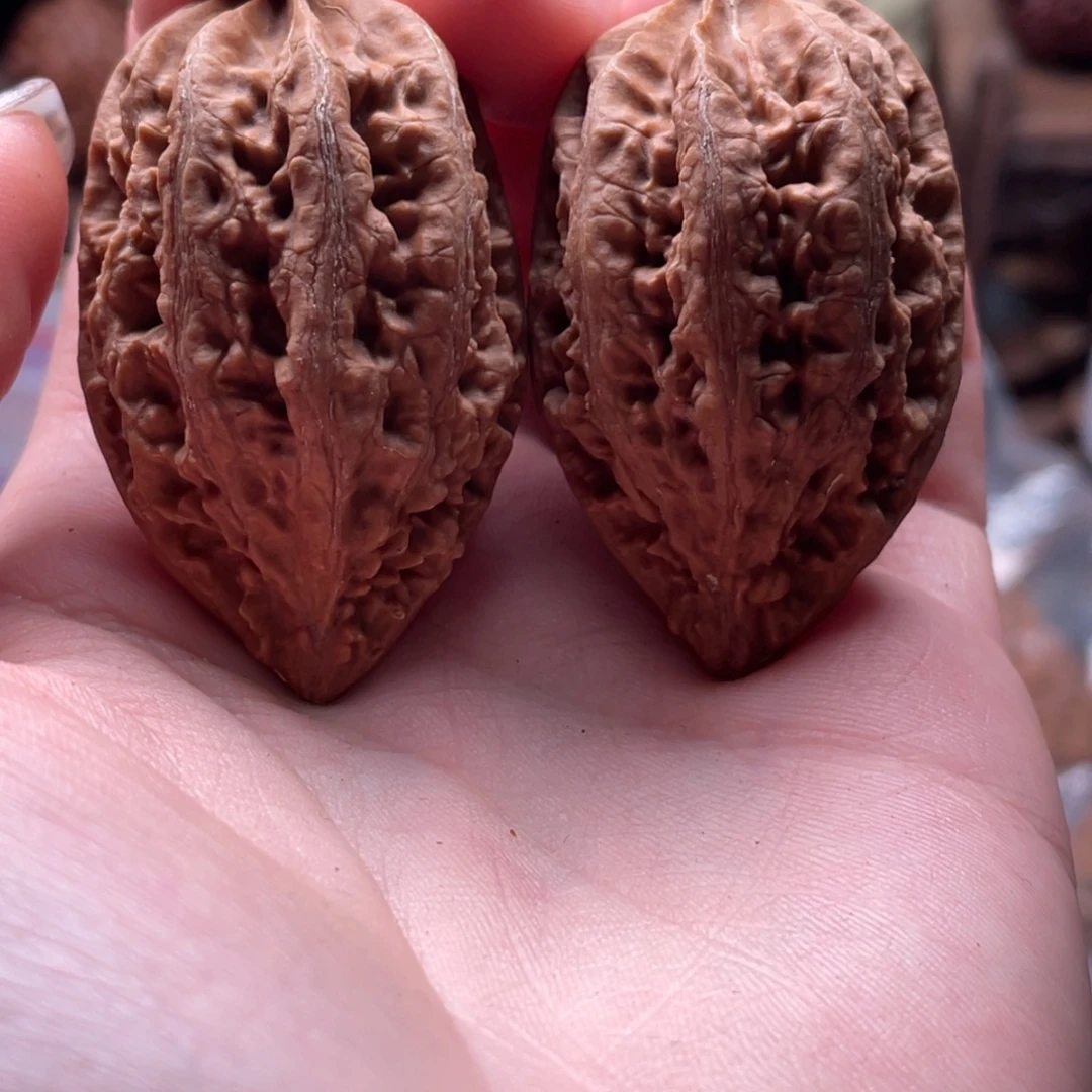 文玩核桃把件楸刀鱼52