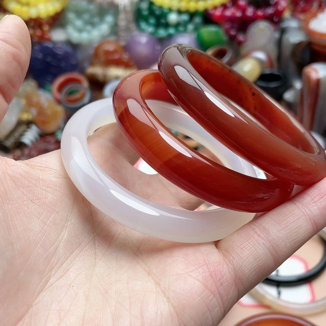 玛瑙/玉髓颈饰合金樊*彬