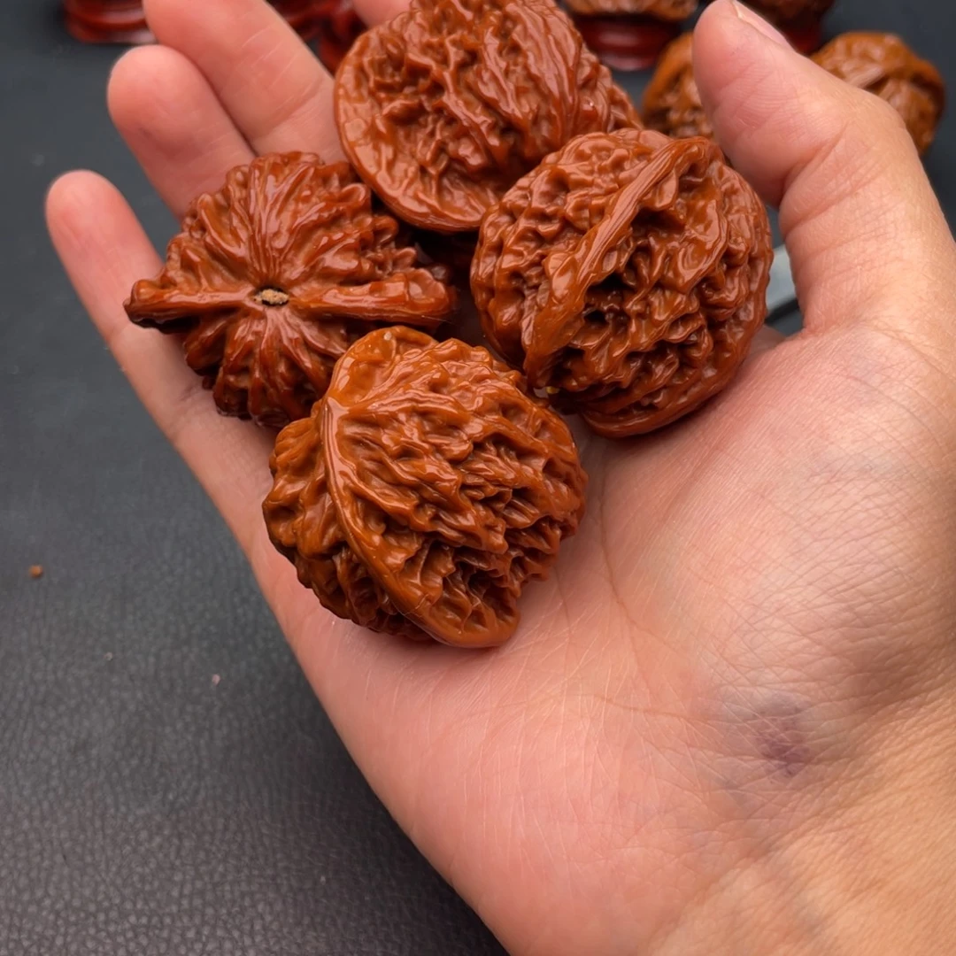 把件文玩核桃盘龙纹