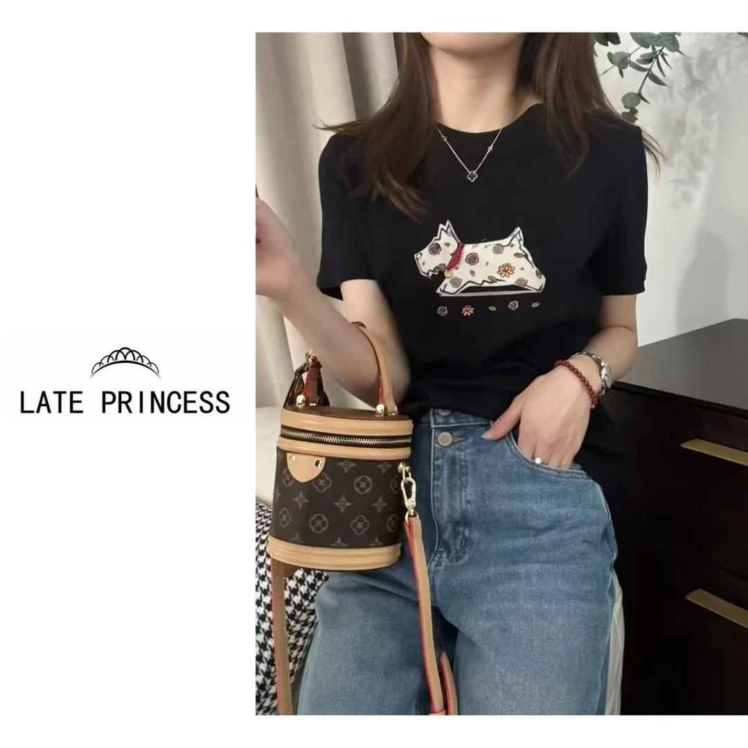 LATE PRINCESS【暮光】春上新趣味风圆领修身卡通小狗刺绣短袖T恤