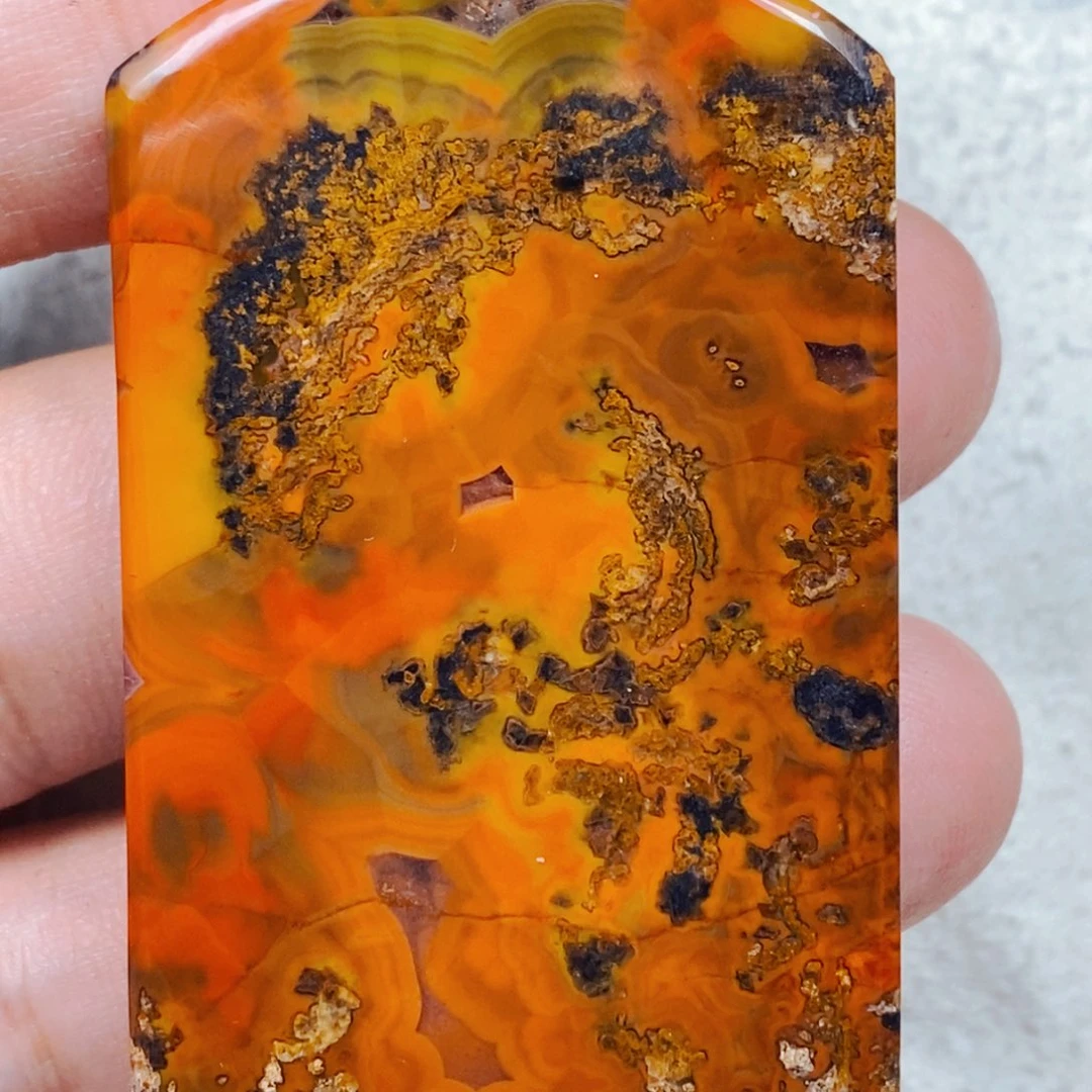 未镶嵌吊坠(不含链)玛瑙/玉髓放**刀