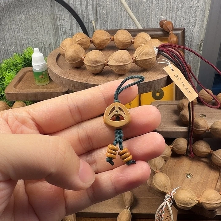 橄榄核吊坠梅林铁核囧脸