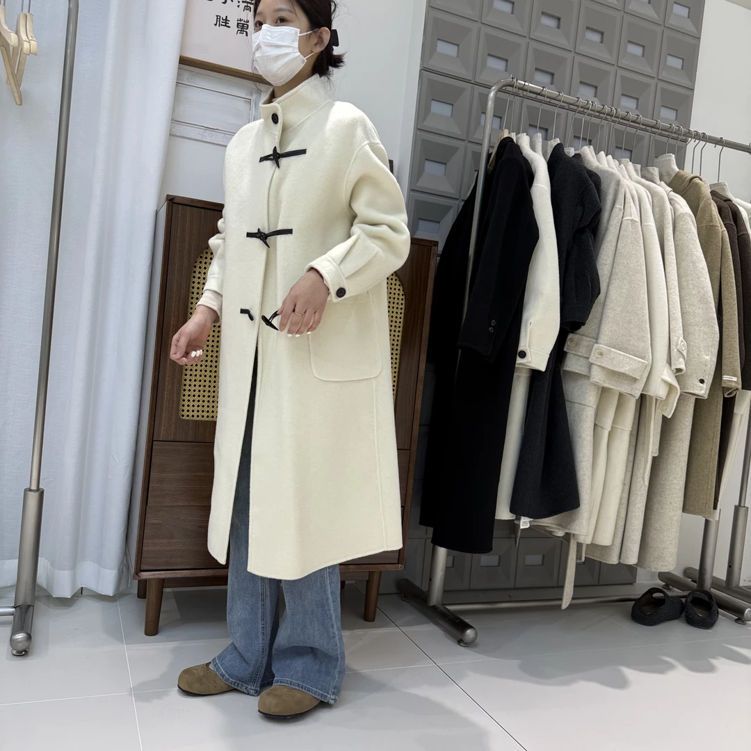 2025年新版双面毛呢羊毛大衣牛角扣立领显瘦简约风经典休闲款7886