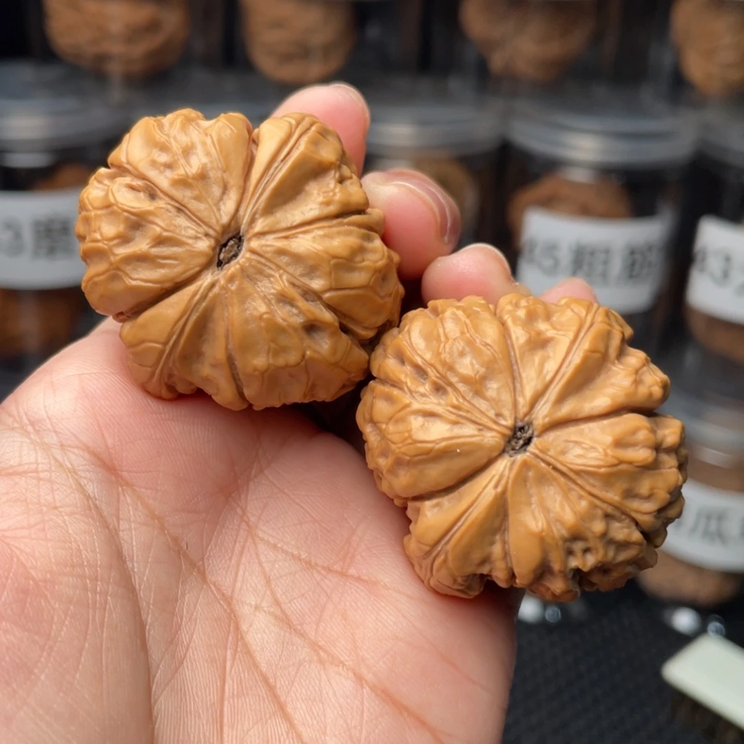 文玩核桃把件勤**猪41甲骨文