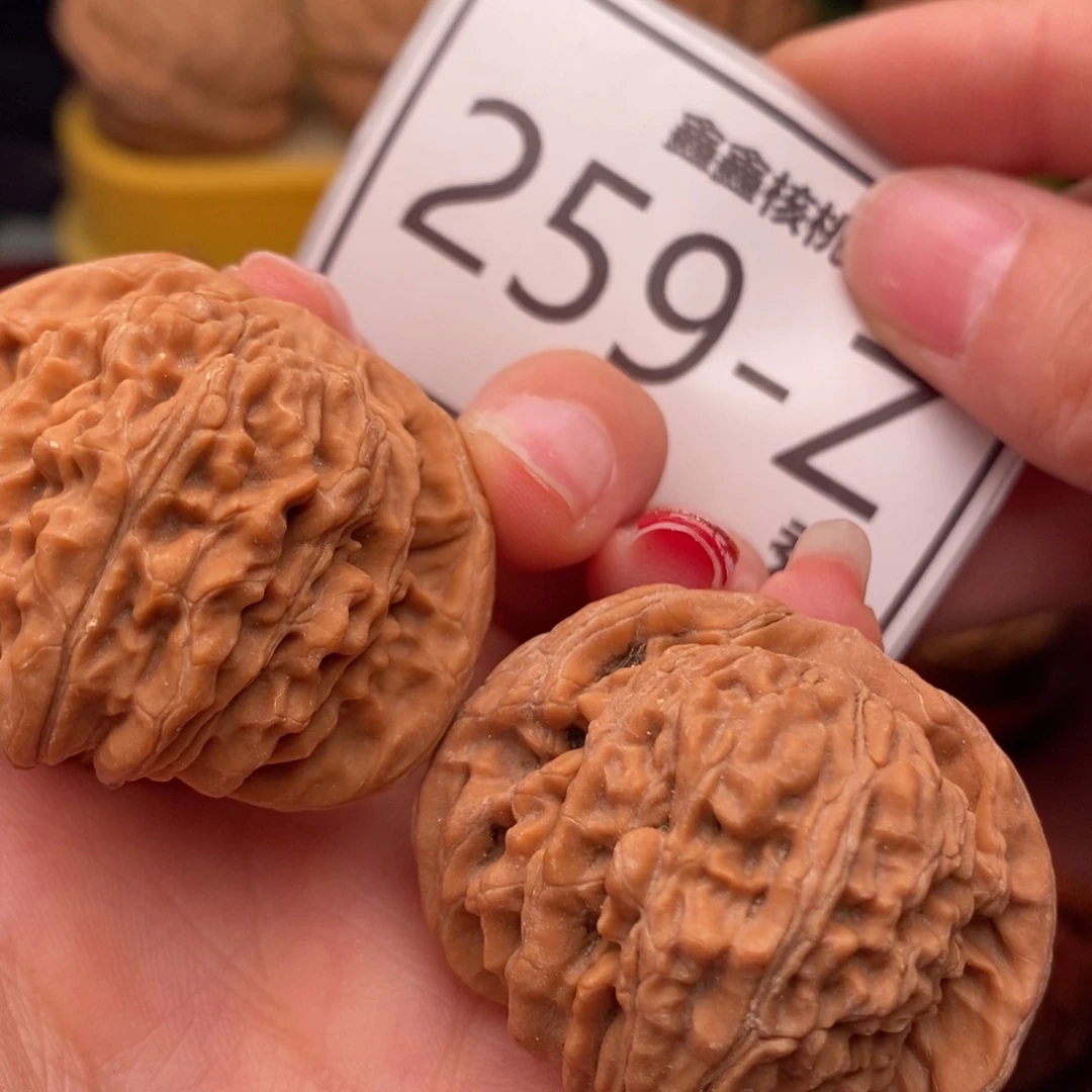 把件桃核汗高楼40……