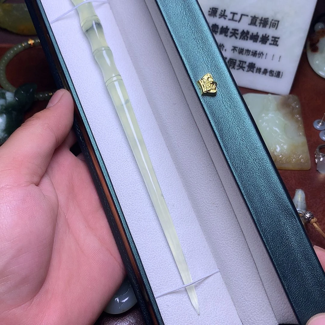 蛇纹石玉未镶嵌发簪