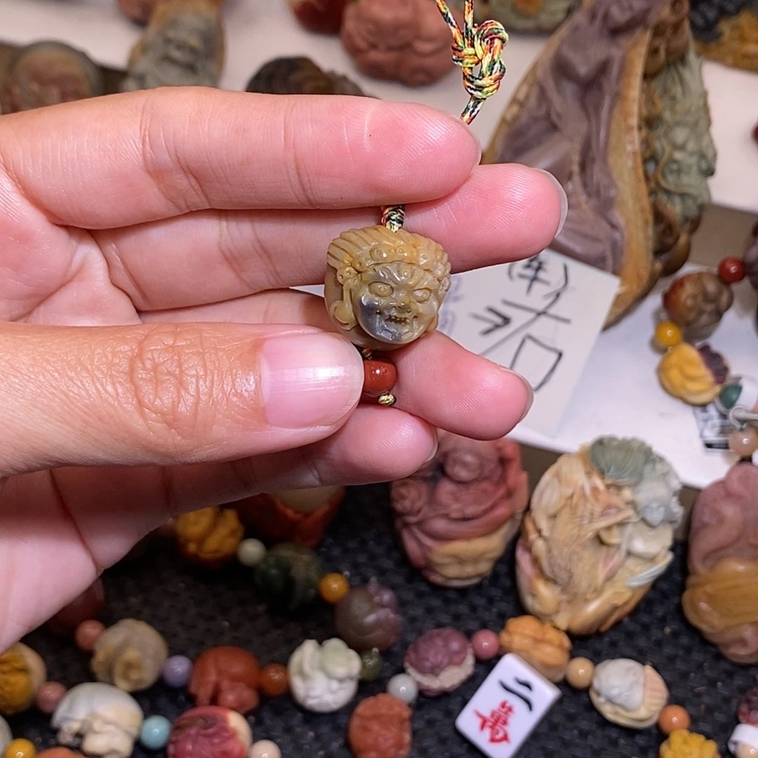 石英质玉（阿拉善玉）未镶嵌手链