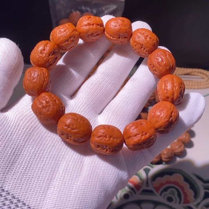 文玩核桃手串……36