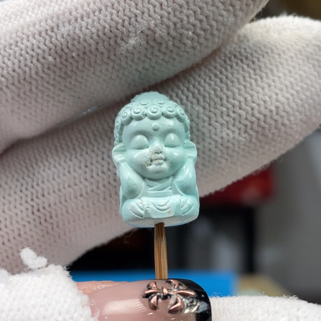 绿松石未镶嵌挂件