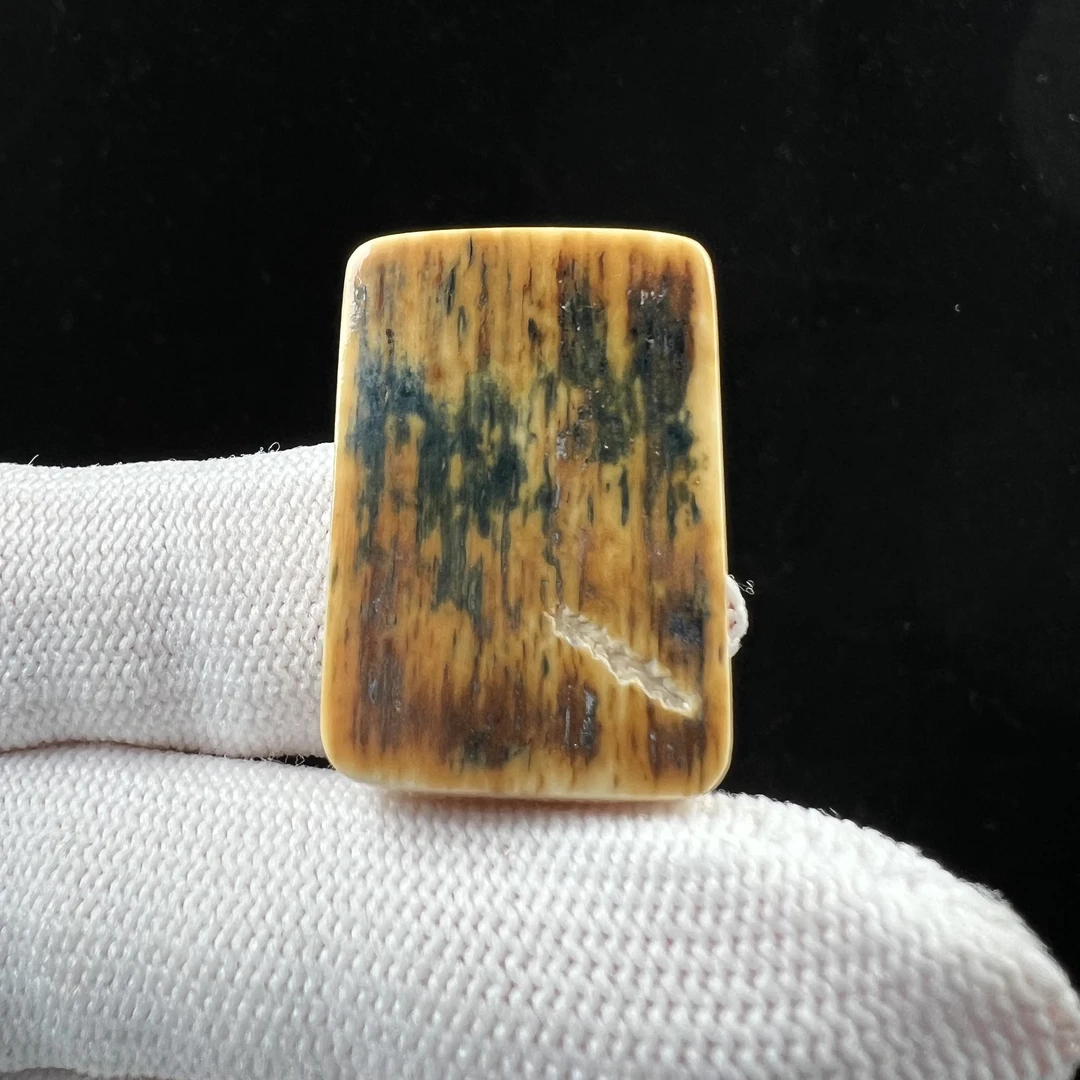 E2427天然猛犸牙 带皮无事牌 19*29*6mm支持鉴定 假一罚四