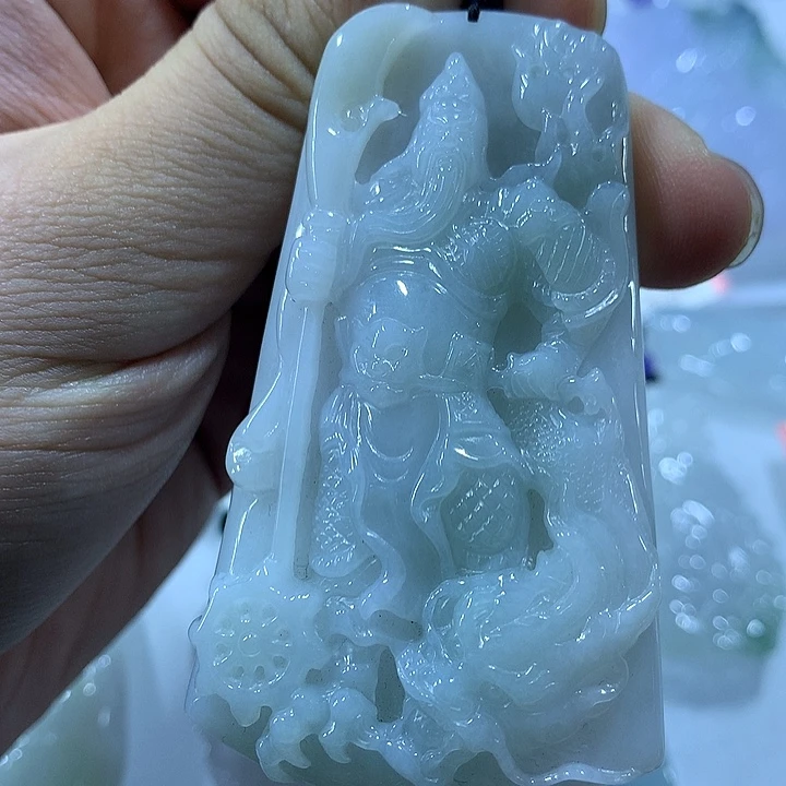 翡翠未镶嵌颈饰天然翡翠A货吊坠