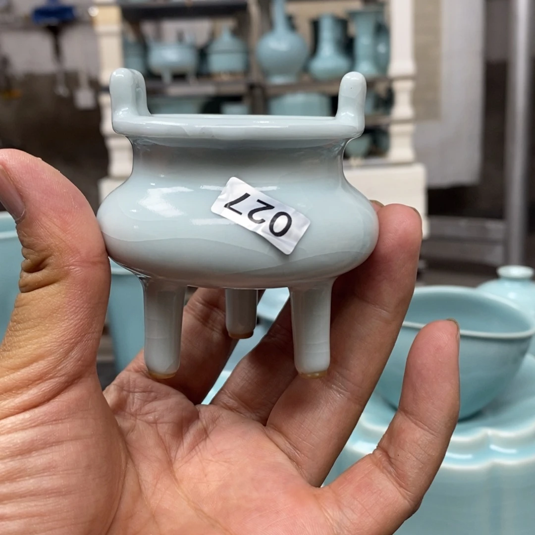 抱朴汝瓷仿古一级凌**渡