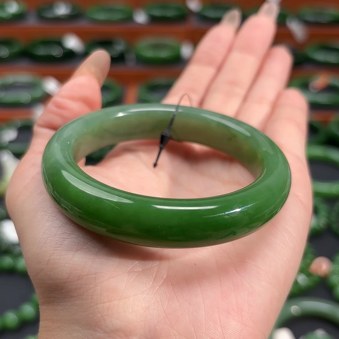 和田玉未镶嵌手镯55圈