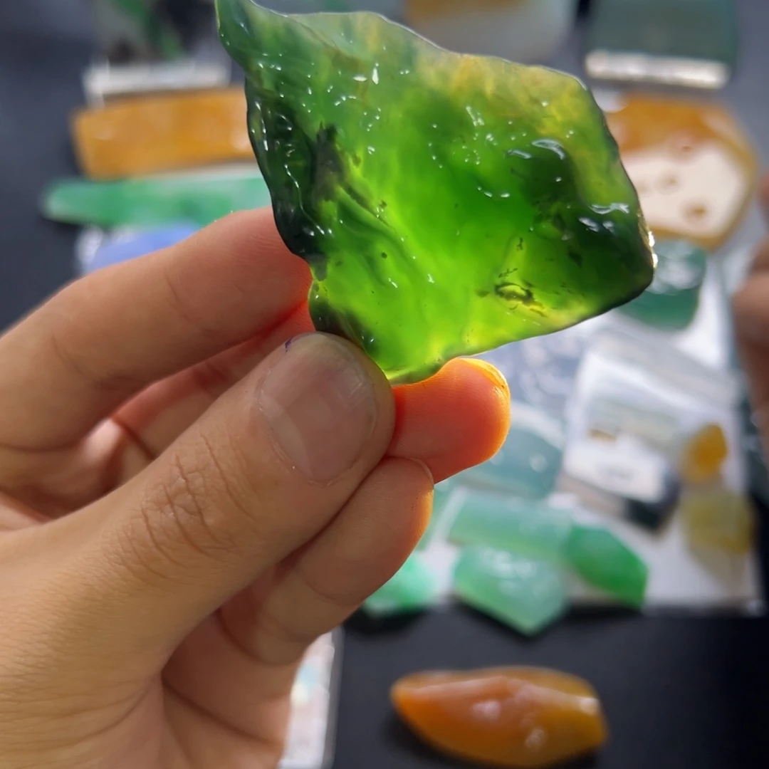 定制翡翠未镶嵌冰种蓝水随形挂件牌