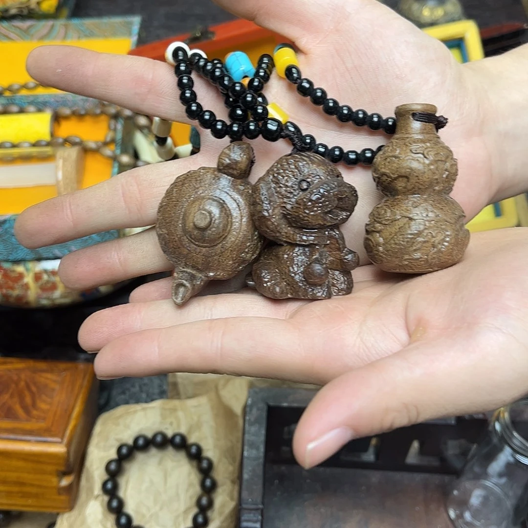 大叶紫檀（黑酸枝木类）