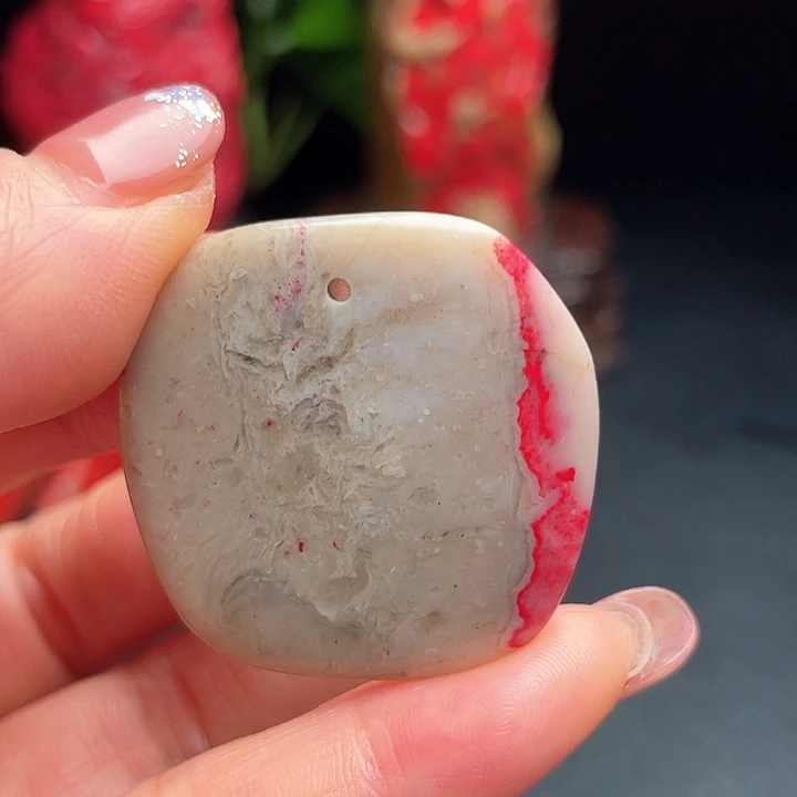 鸡血石君*昌化鸡血石冻地挂件