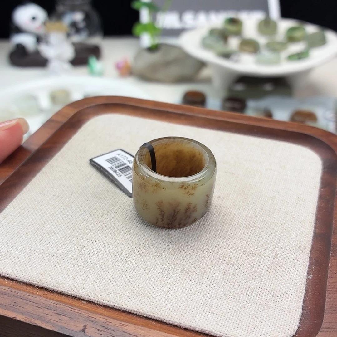 未镶嵌戒圈和田玉F56糖草花圆切16.9不退换