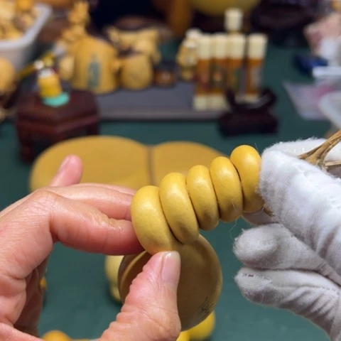 ?**阿舅就去突突突突