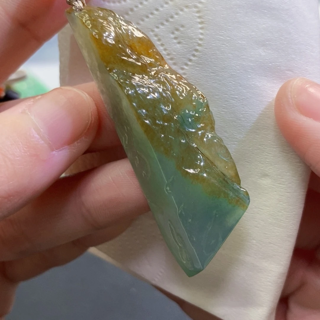 【闪购商品】翡翠吊坠(不含链)未镶嵌7643