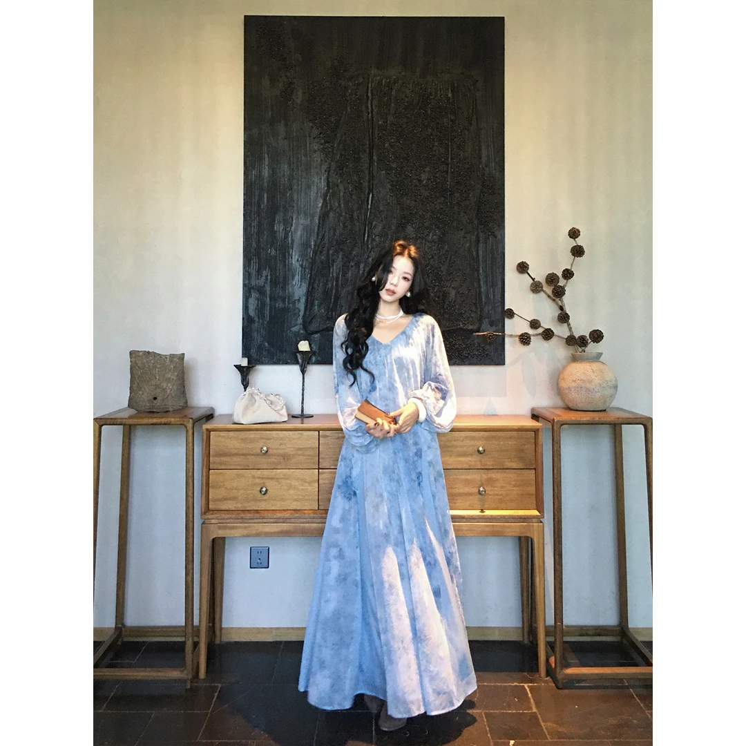 ICELOLLY新中式薄纱大方得体绝美连衣裙女2025新款长袖丝绒长裙子