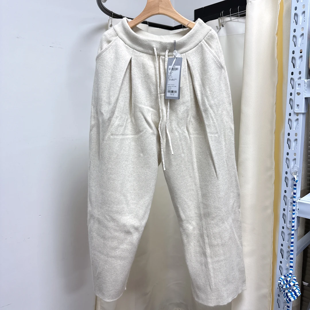 M95D2602休闲女款时尚保暖休闲裤女士