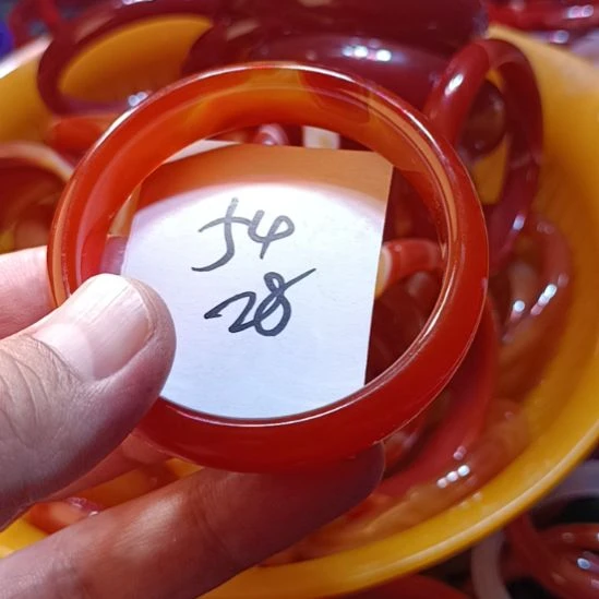手镯玛瑙/玉髓未镶嵌