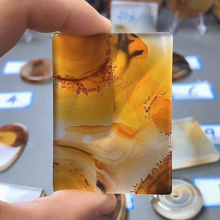 玛瑙/玉髓未镶嵌珠宝半成品