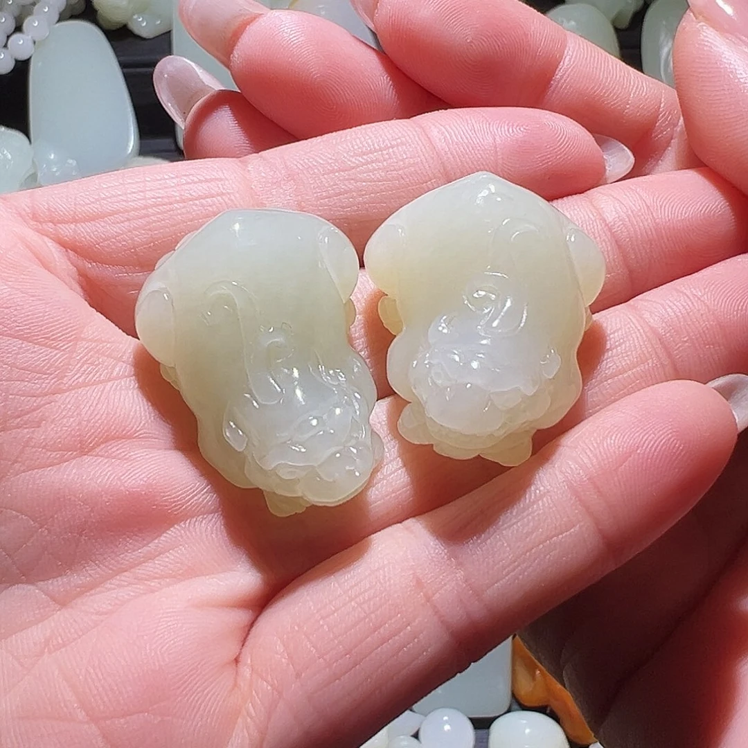 颈饰未镶嵌和田玉迟***福