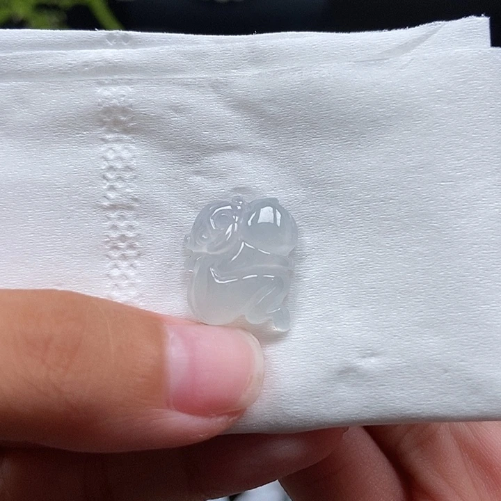翡翠挂件未镶嵌吊坠