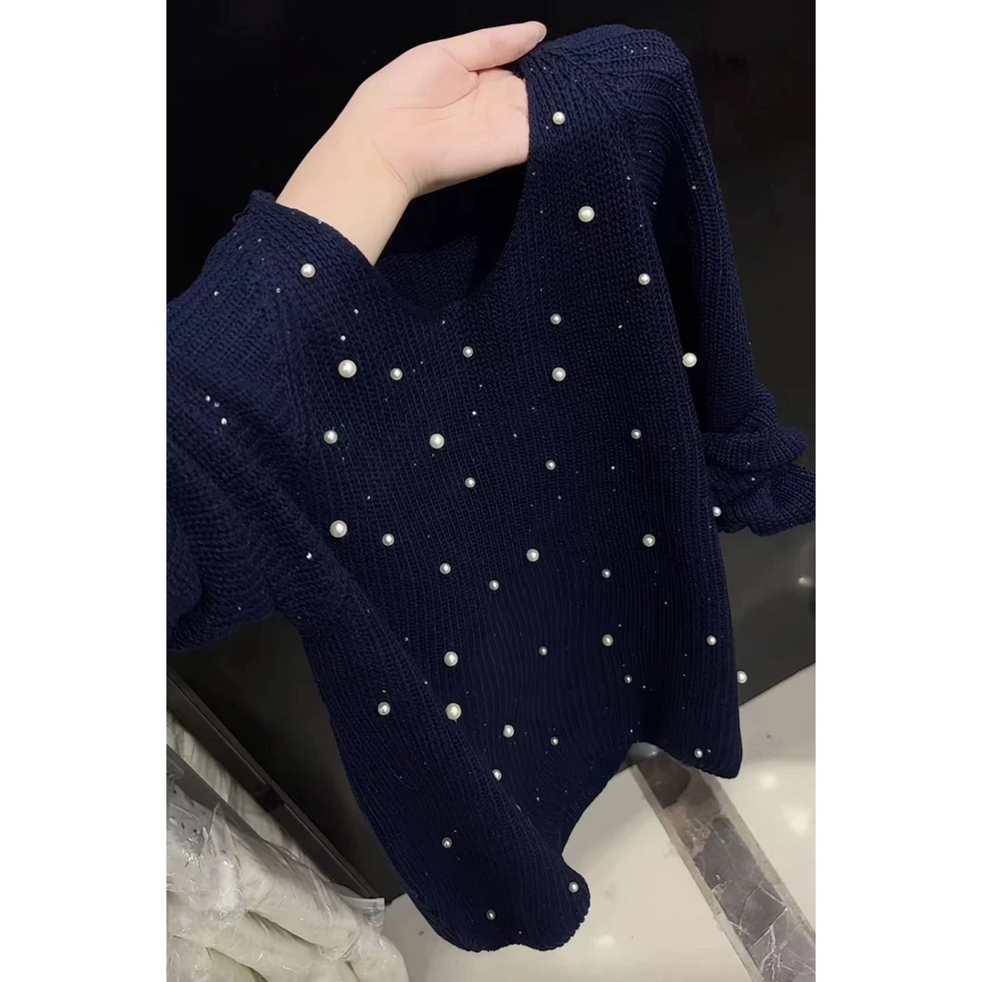 早秋氛围感设计重工上衣胖mm大码显瘦钉珠法式高级感V领针织衫女