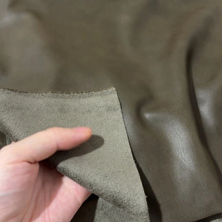 混纺橄榄绿高货麂皮2.5米。