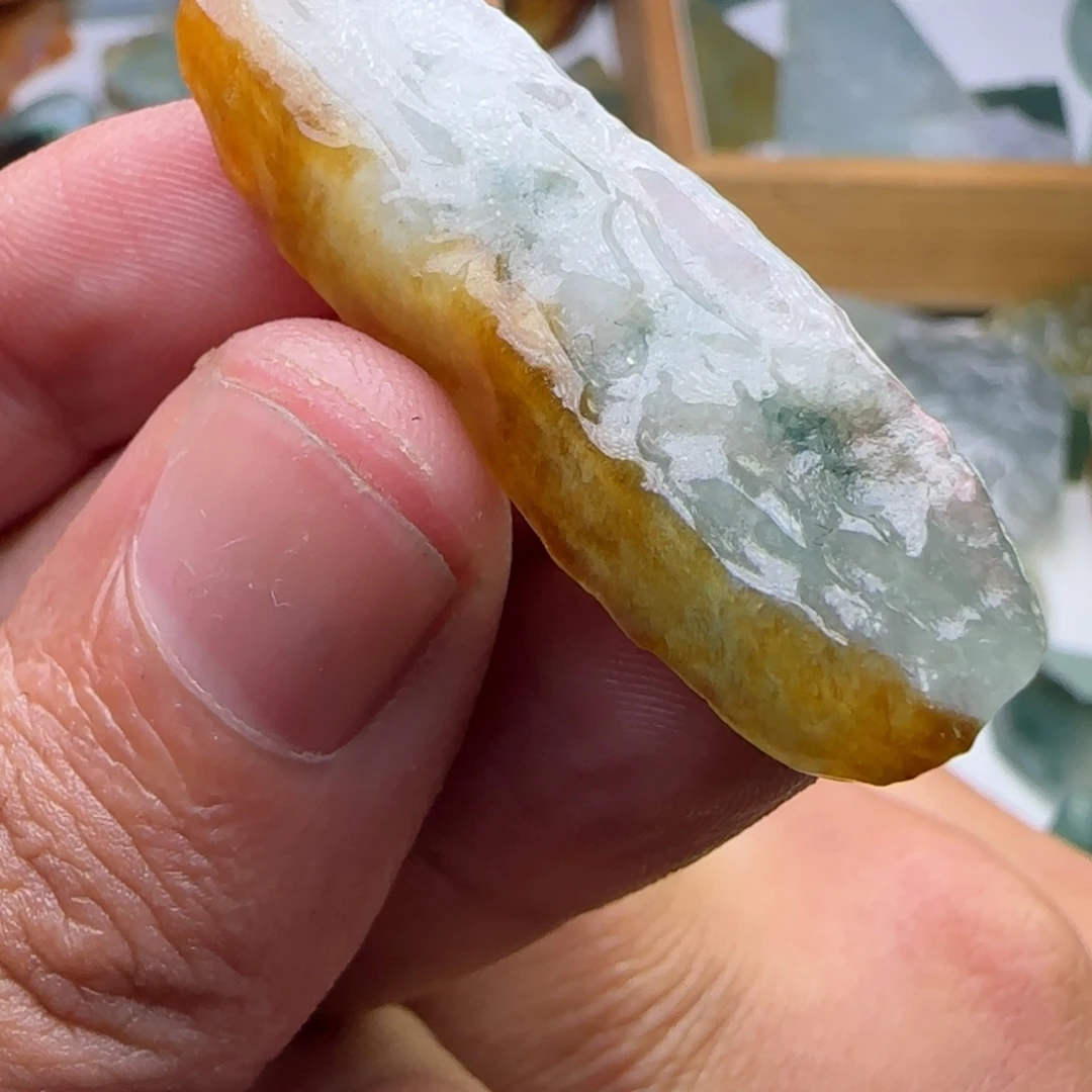 定制翡翠未镶嵌不包工