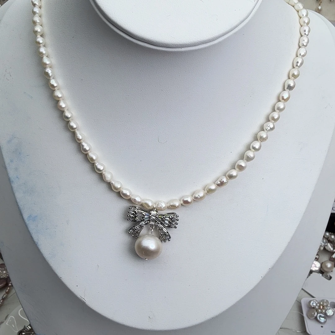 未镶嵌颈饰淡水珍珠