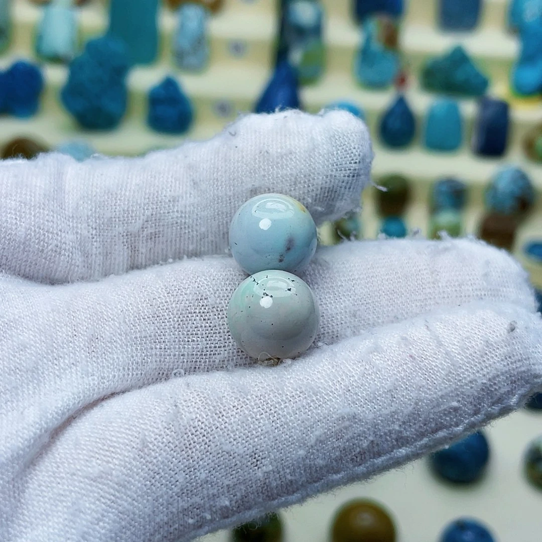 绿松石颈饰未镶嵌