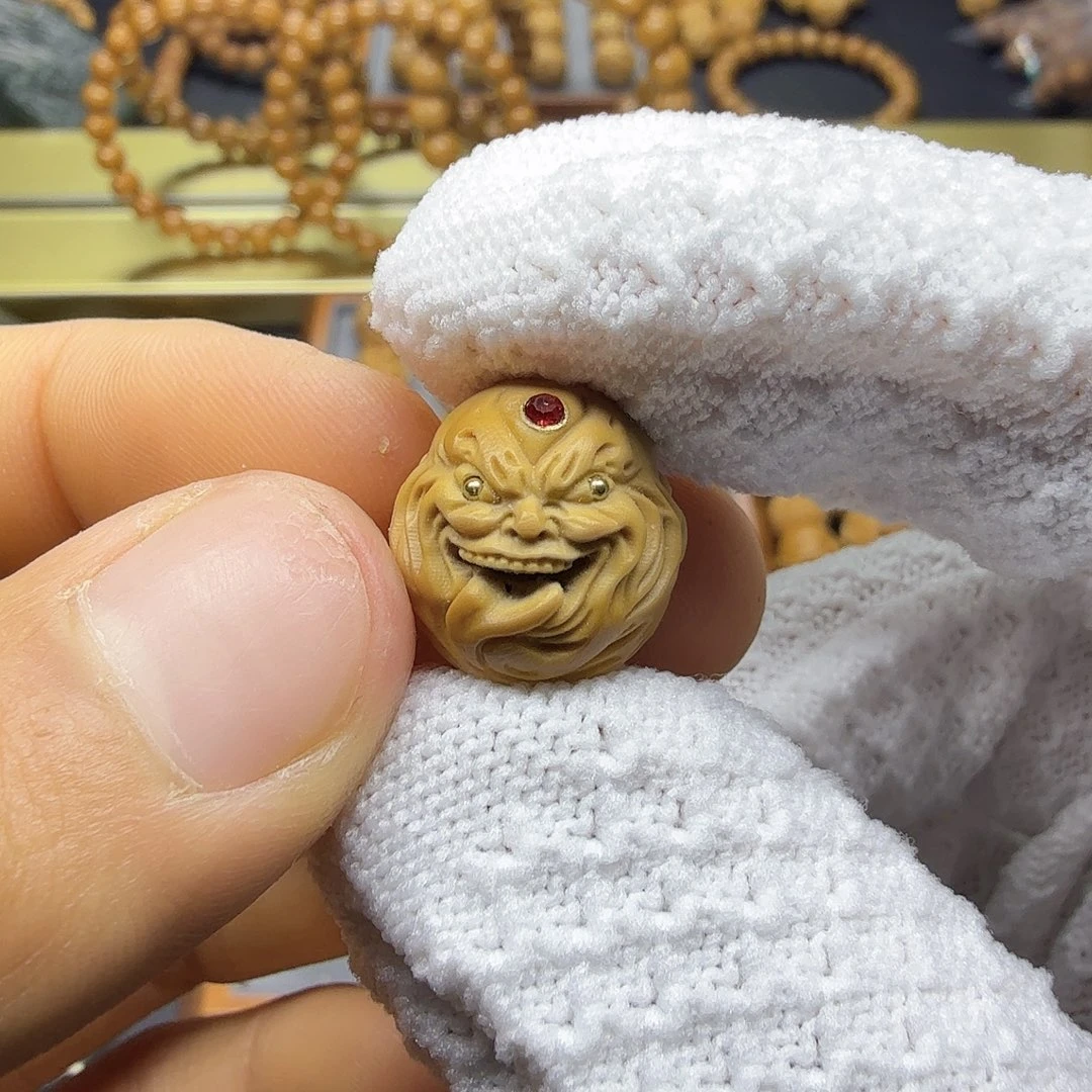 吊坠猴头核桃舔僧瑕疵