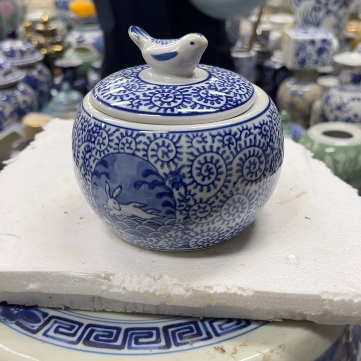 瓷片微瑕。。。。。。。。。。。。。