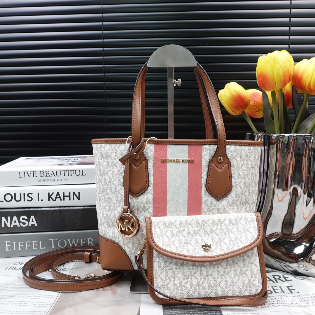 95新 MICHAEL KORS/迈克高仕 单肩包/T10282810