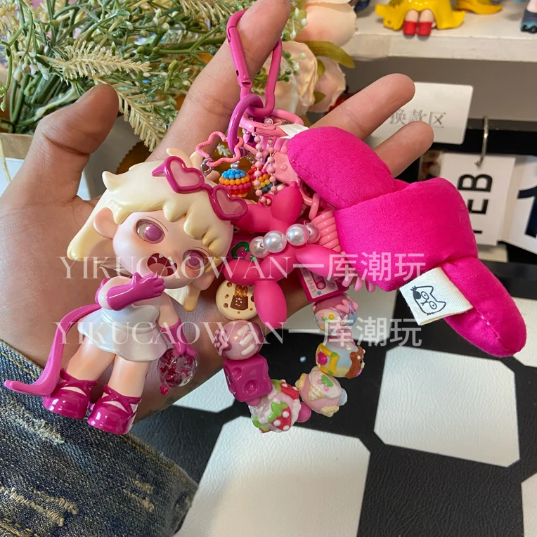 一库潮玩搭配潮玩时尚DIY包挂