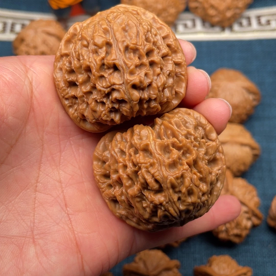 把件文玩核桃45全品毕业球南疆