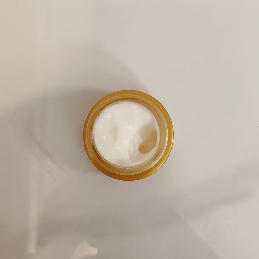 w面霜15ml罐装金罐！