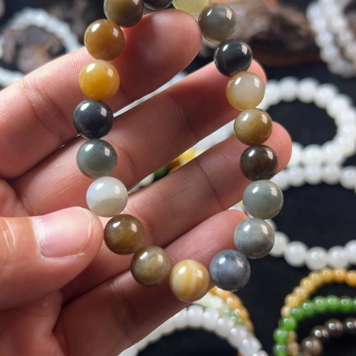 和田玉未镶嵌手串