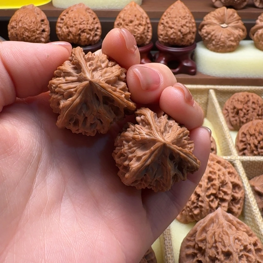 吊坠文玩核桃盘山三棱31