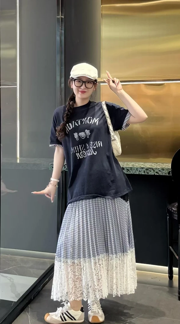 独播设计款连衣裙链接