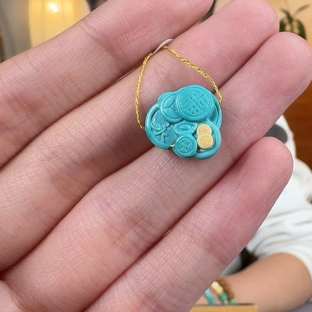 绿松石未镶嵌挂件