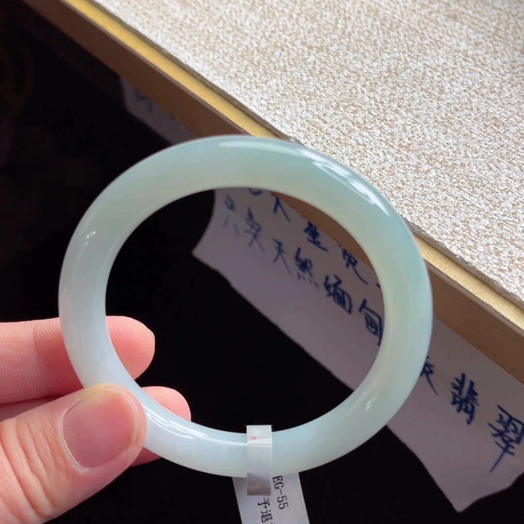 翡翠未镶嵌手镯手镯