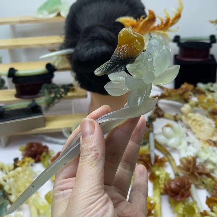 ·***午蛇纹石玉合金发饰