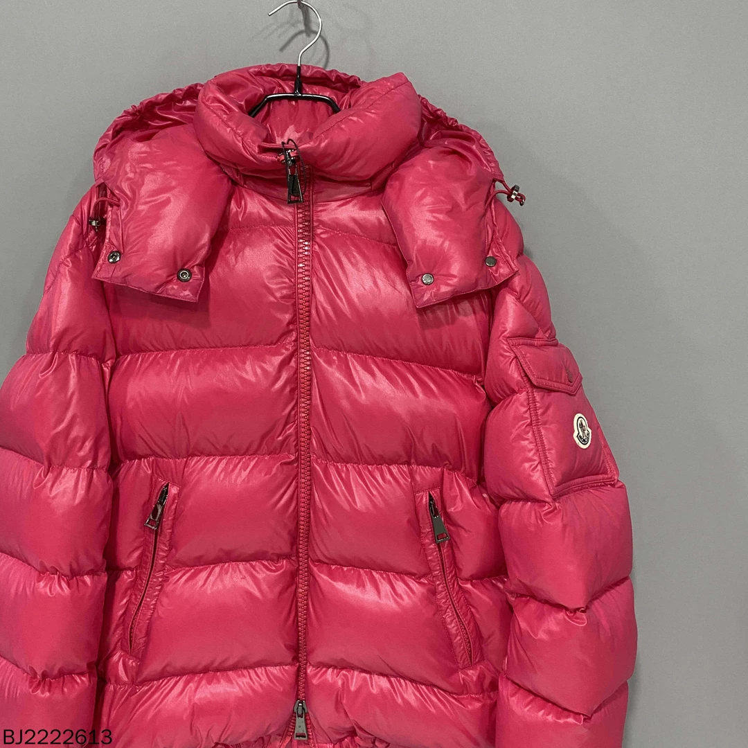 99新 MONCLER maire 亮红色羽绒服/2码/22613