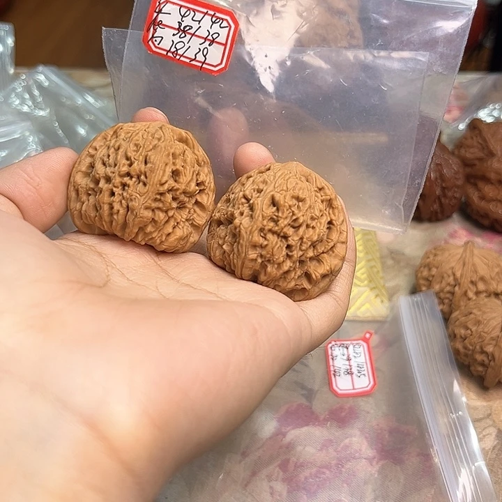 把件文玩核桃原产地南将石