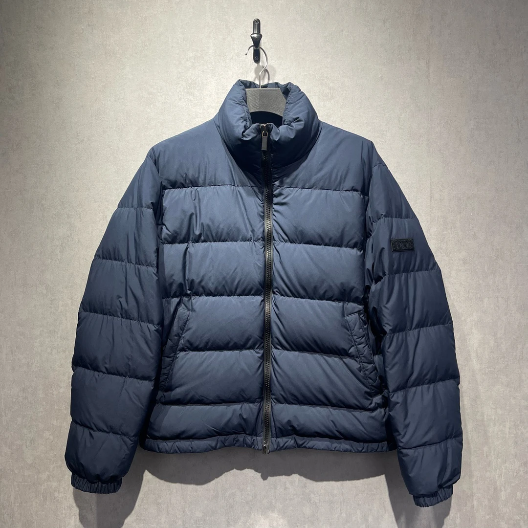 99新 DIOR/迪奥 纯色侧标logo羽绒服/50码/18500/DY213509