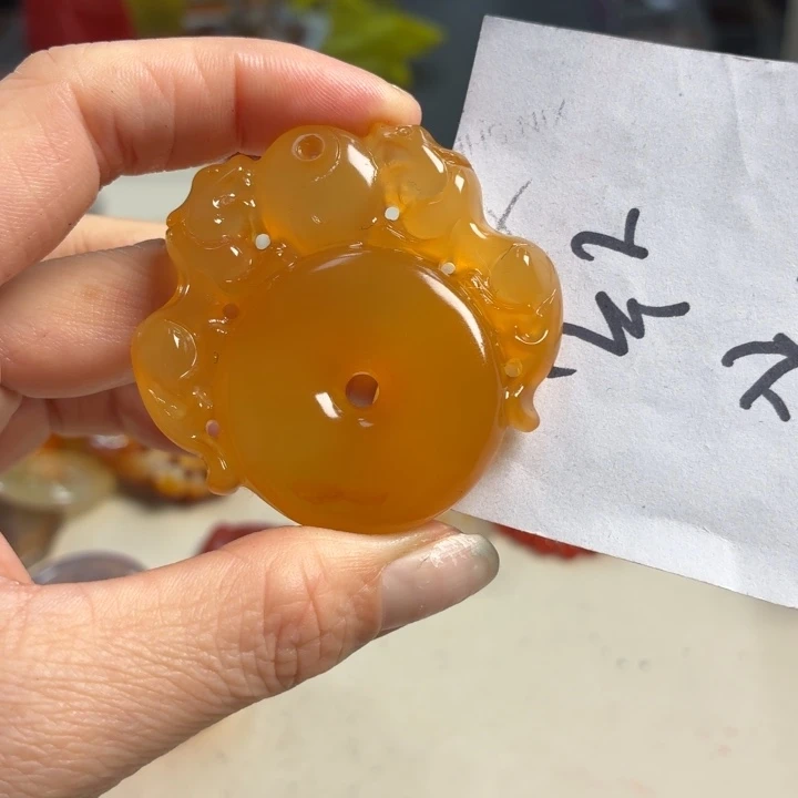 玛瑙/玉髓未镶嵌吊坠(不含链)